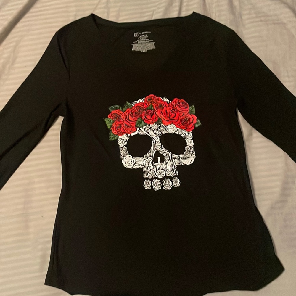 Skull and roses slim long sleeve